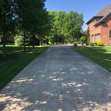 Springboro, OH Driveway and Patio Cleaning 0