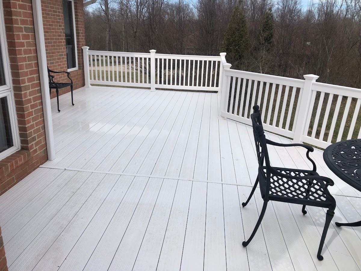 Deck Cleaning service in Ohio by REDHEAD PRESSURE CLEANING LLC