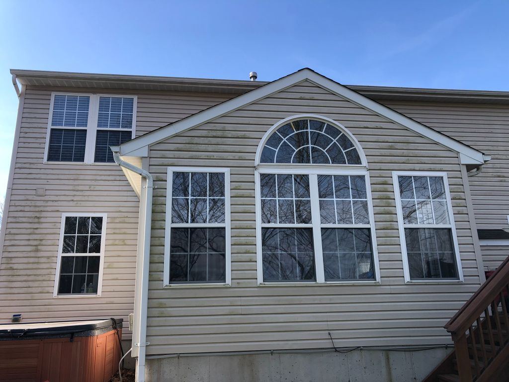 How Often Should You Pressure Wash Your Home in Ohio?