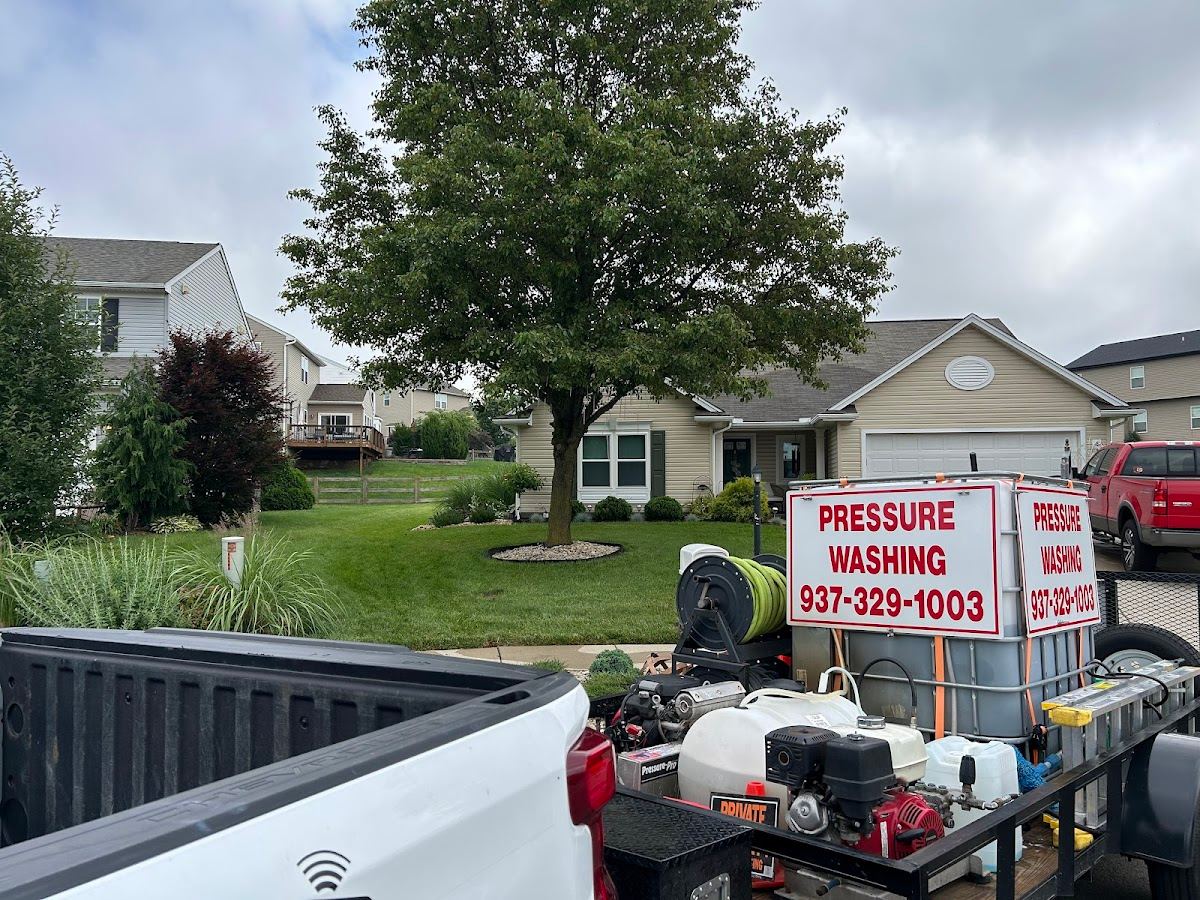 Professional pressure washing equipment used by REDHEAD PRESSURE CLEANING LLC