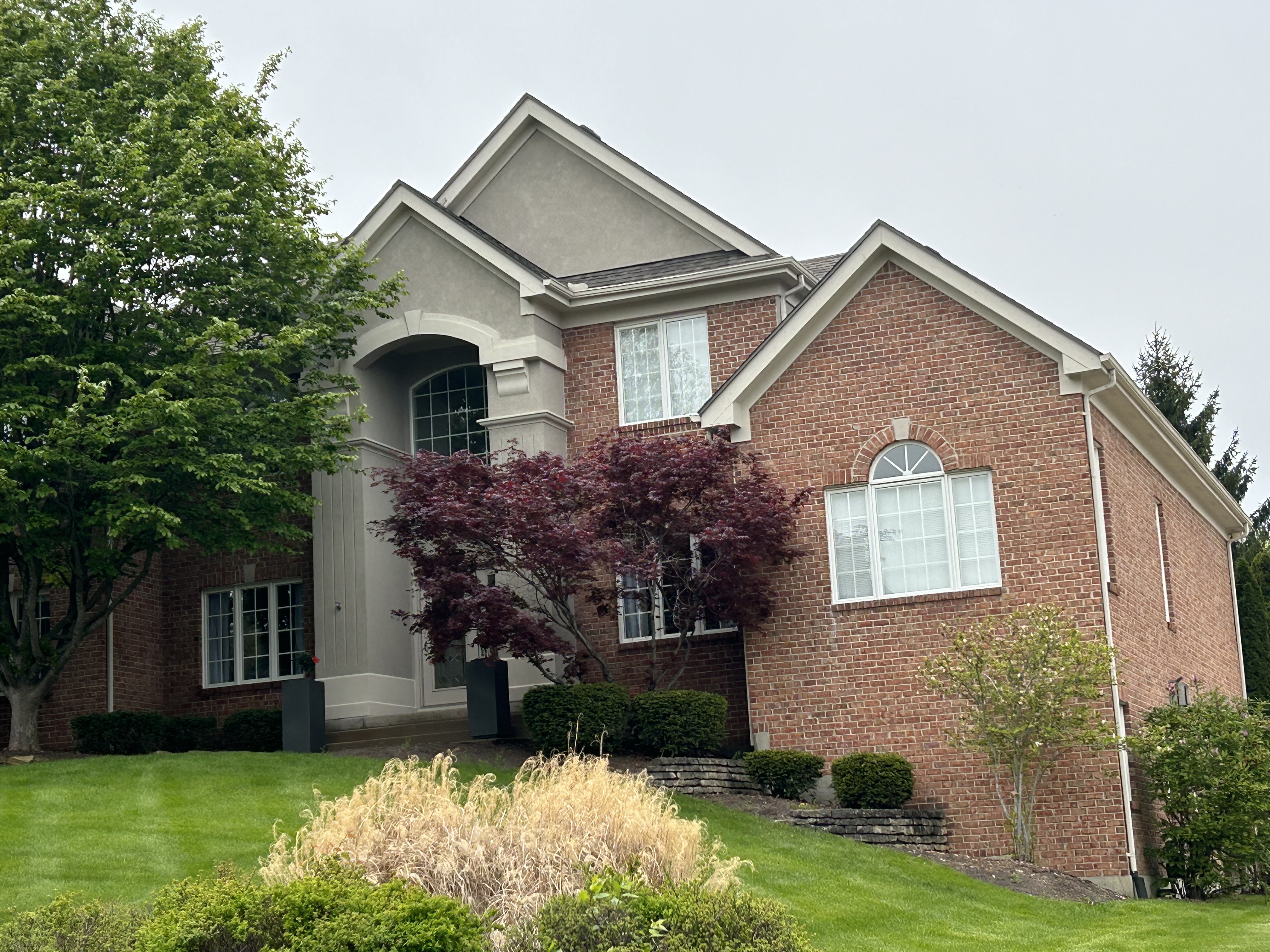 House wash by Redhead Pressure Cleaning in Springboro Ohio 