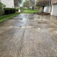 House-wash-by-Redhead-Pressure-Cleaning-in-Springboro-Ohio 2