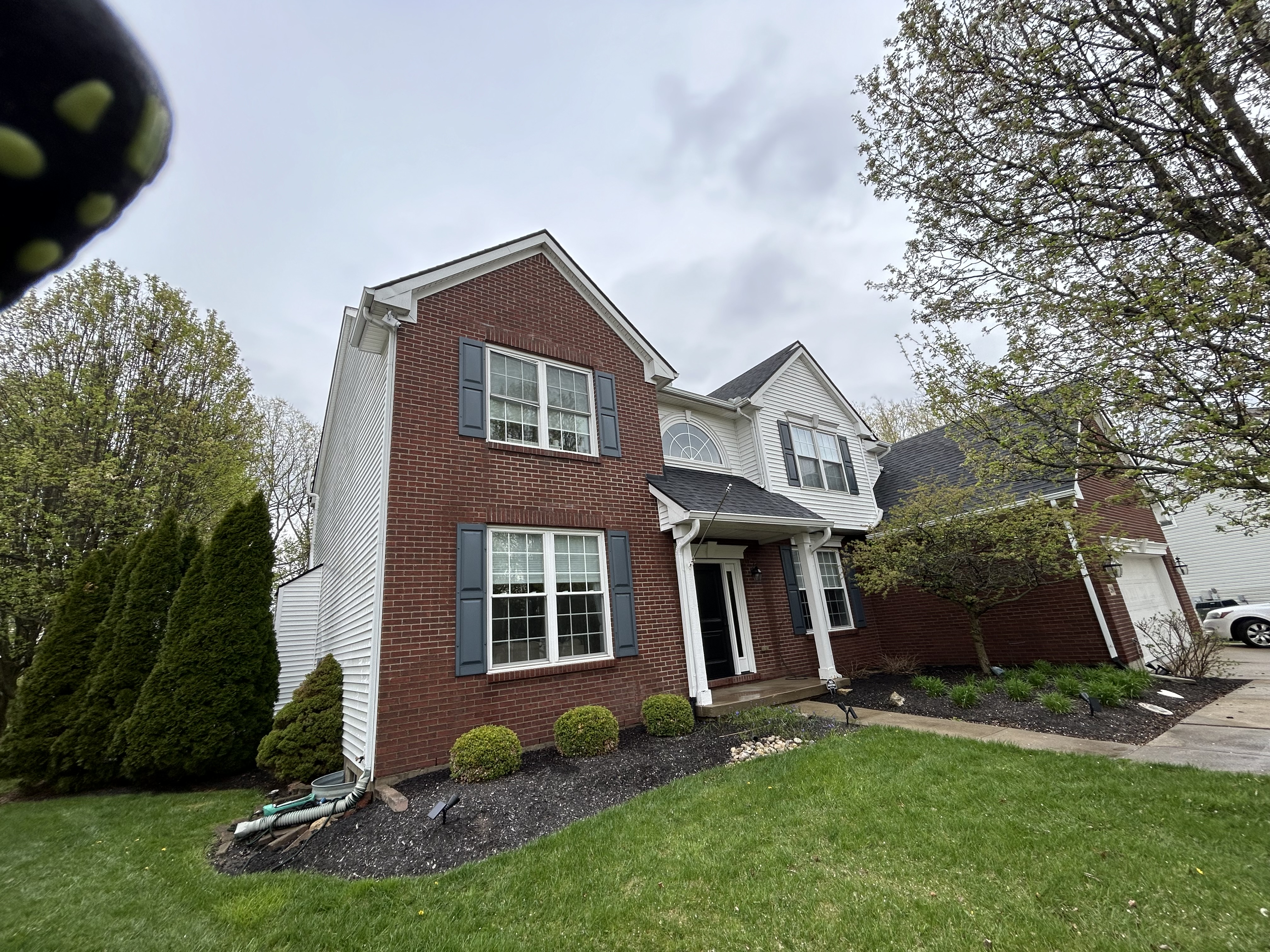 House wash in Springboro Ohio by Redhead Pressure Cleaning 