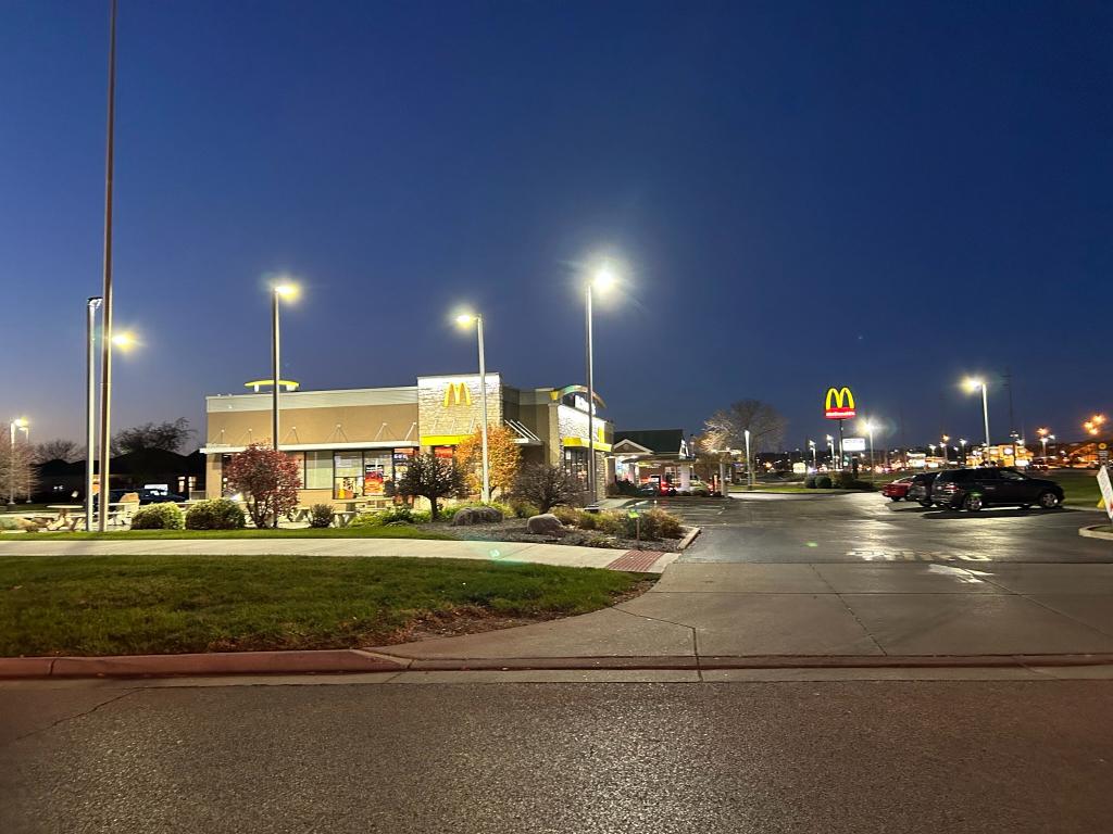 McDonalds concrete cleaning in Liberty Township & Morrow, Oh